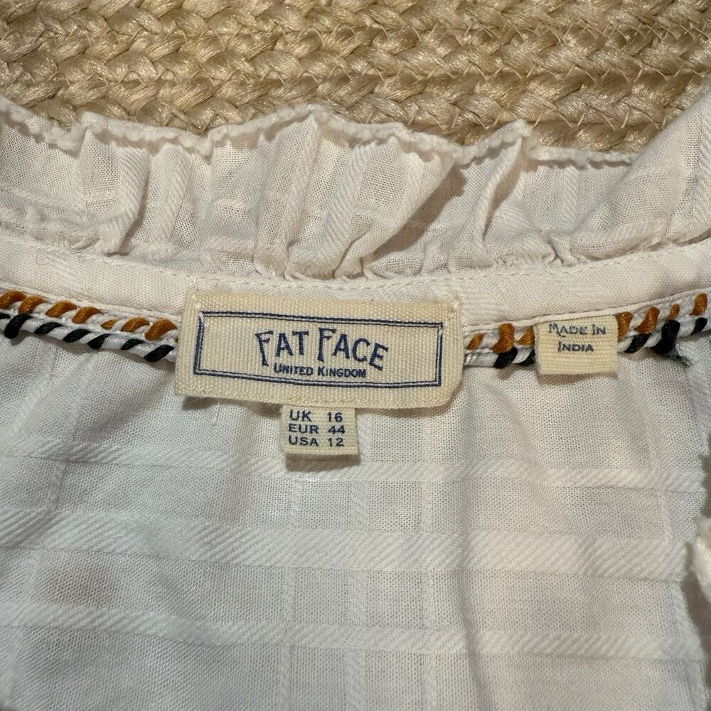 Fat Face US 12 White Embroidered Floral Ruffle V-Neck Long Sleeve Blouse Top - Picture 3 of 5